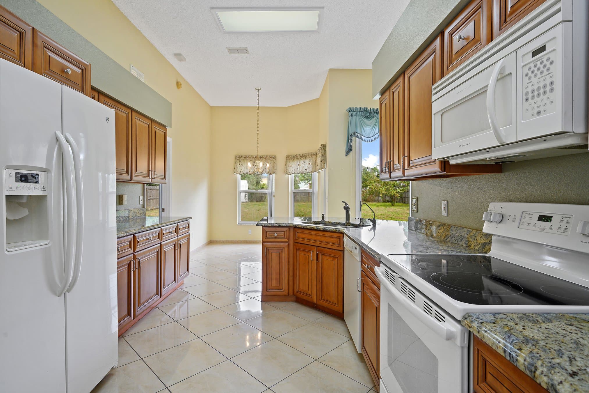 627 Bohannon Blvd, Orlando, FL 32824 627 Bohannon Blvd, Orlando, FL 32824
