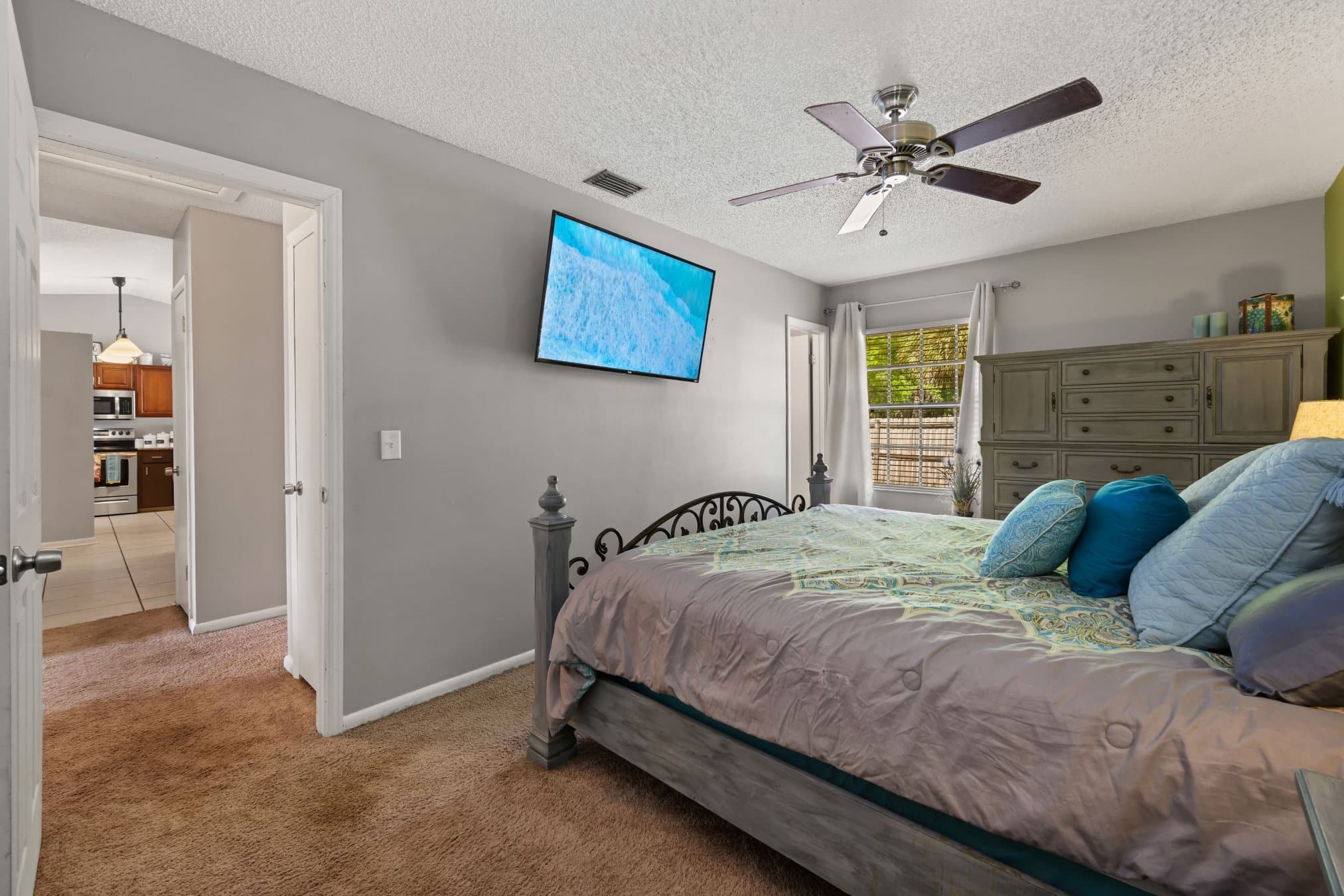 654 Elmwood Dr, Winter Springs, FL 32708 654 Elmwood Dr, Winter Springs, FL 32708