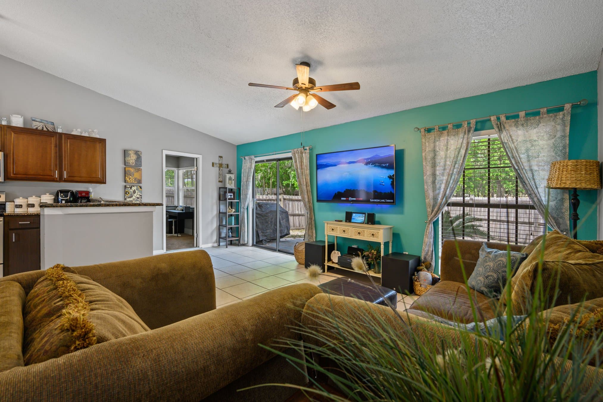 654 Elmwood Dr, Winter Springs, FL 32708 654 Elmwood Dr, Winter Springs, FL 32708