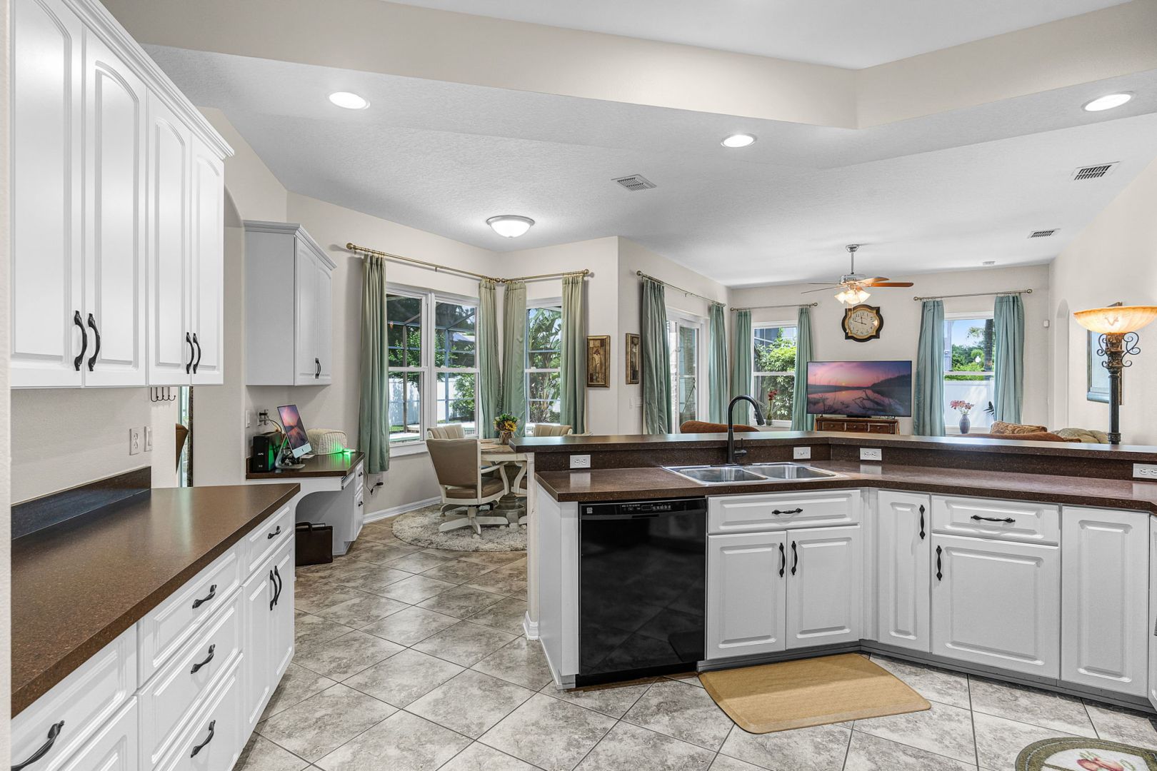 7288 Winding Lake Cir, Oviedo, FL 32765 7288 Winding Lake Cir, Oviedo, FL 32765