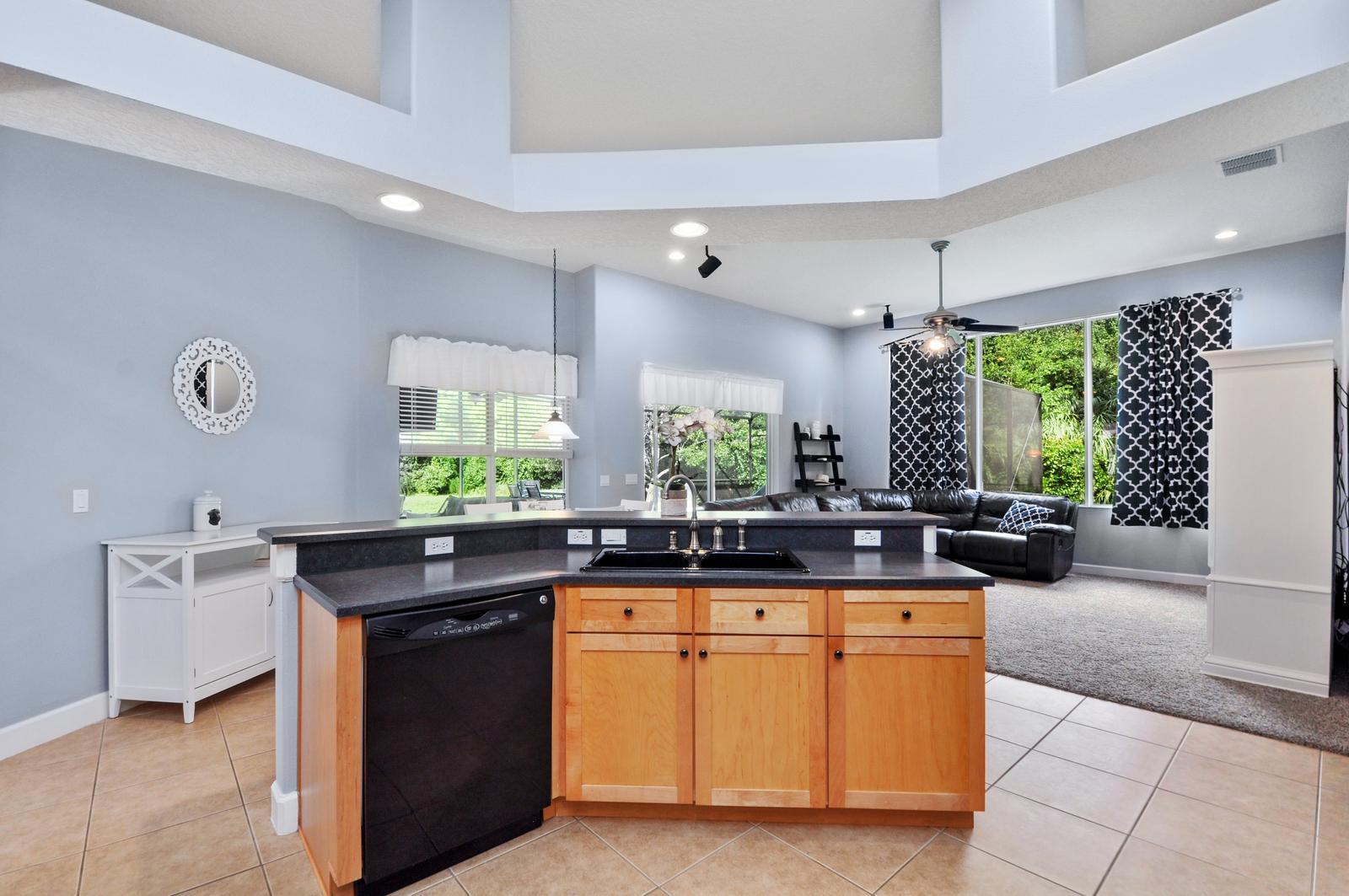 825-grey-heron-pl-oviedo-fl-32766-05 825-grey-heron-pl-oviedo-fl-32766-05