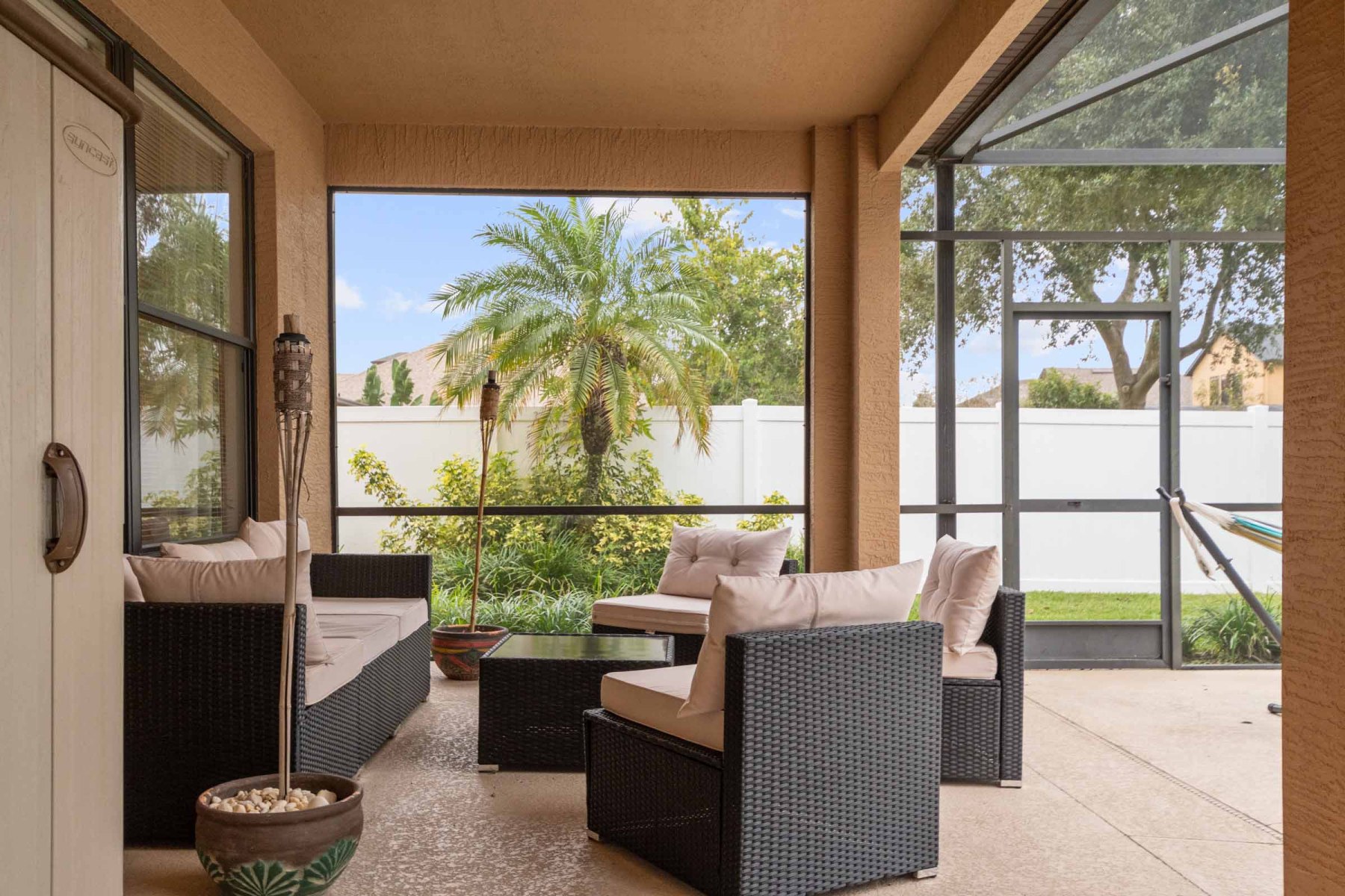 835 Country Charm Cir, Oviedo, FL 32765 835 Country Charm Cir, Oviedo, FL 32765