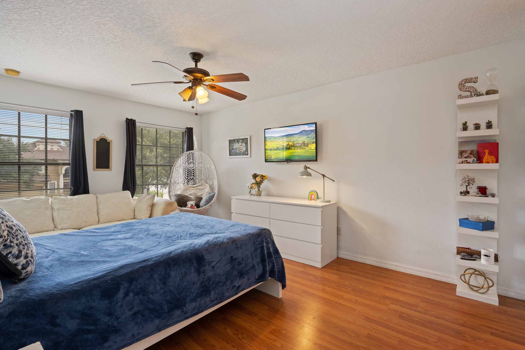 835 Country Charm Cir, Oviedo, FL 32765 835 Country Charm Cir, Oviedo, FL 32765