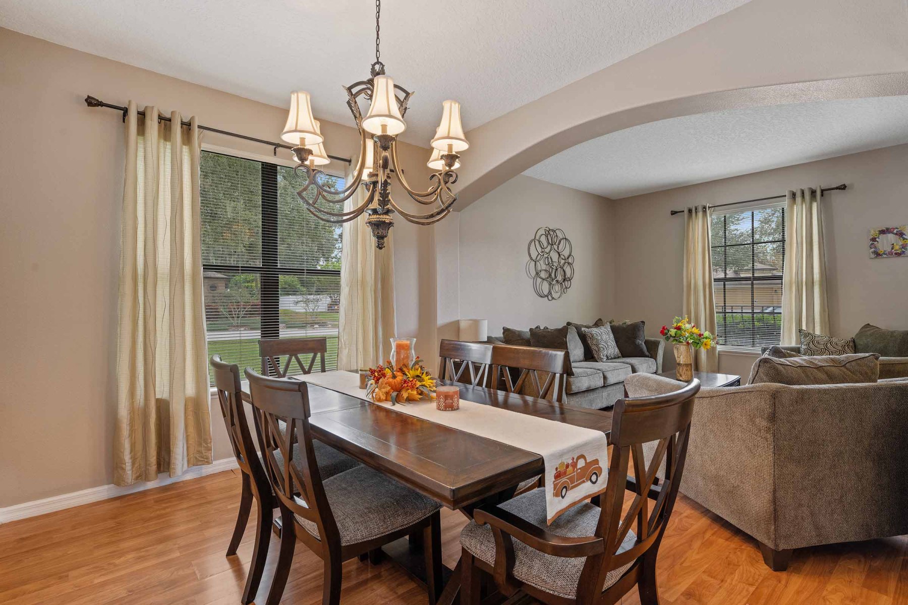 835 Country Charm Cir, Oviedo, FL 32765 835 Country Charm Cir, Oviedo, FL 32765