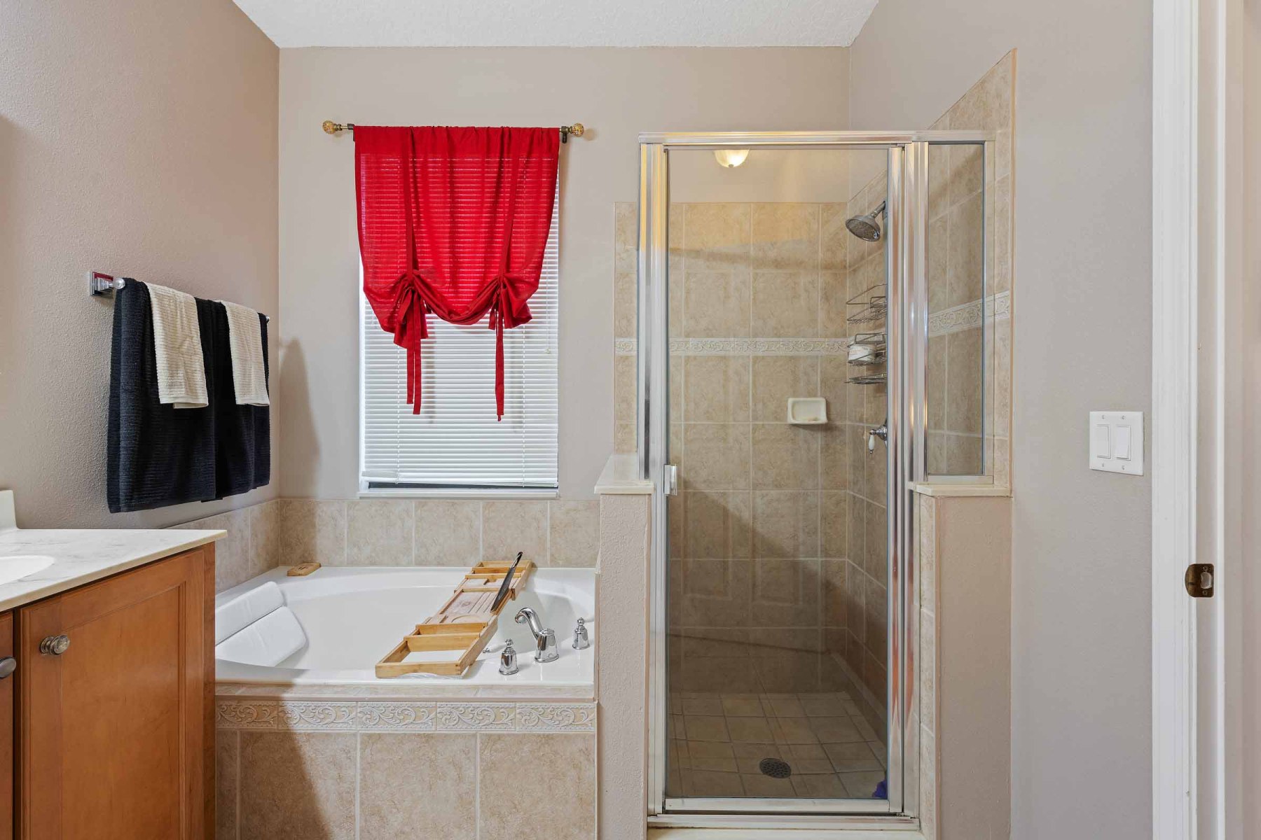 835 Country Charm Cir, Oviedo, FL 32765 835 Country Charm Cir, Oviedo, FL 32765