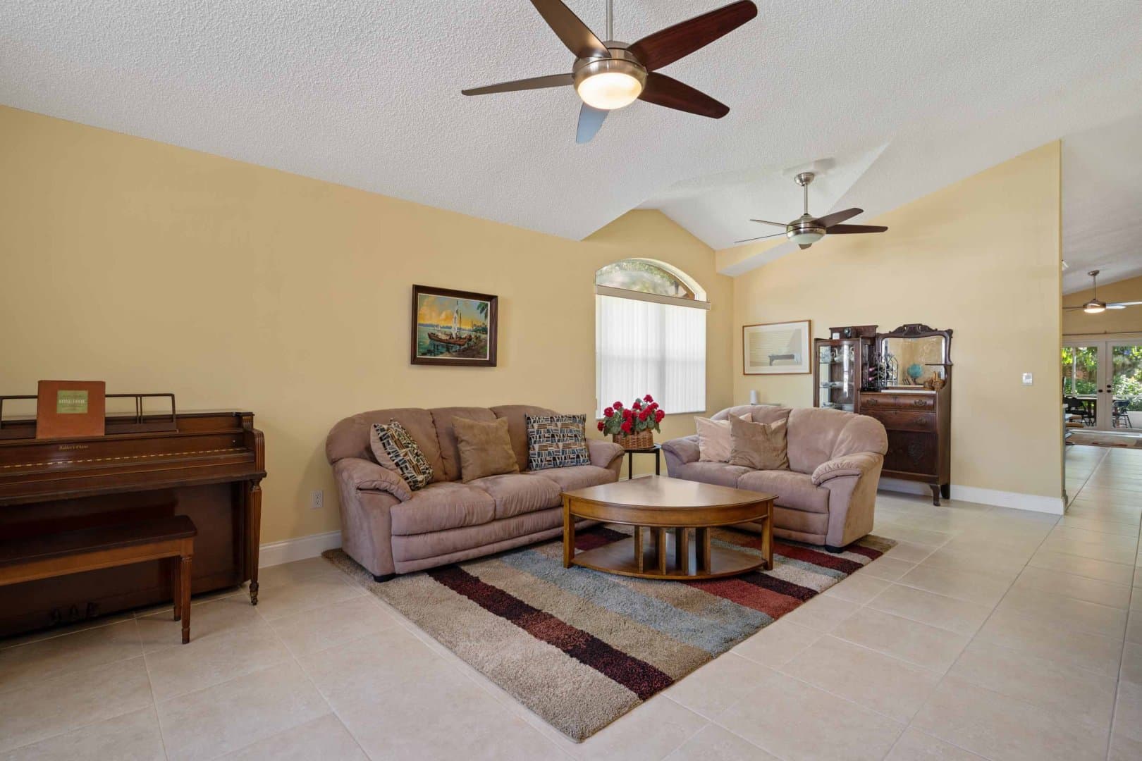876 N Lake Claire Cir, Oviedo, FL 32765 876 N Lake Claire Cir, Oviedo, FL 32765