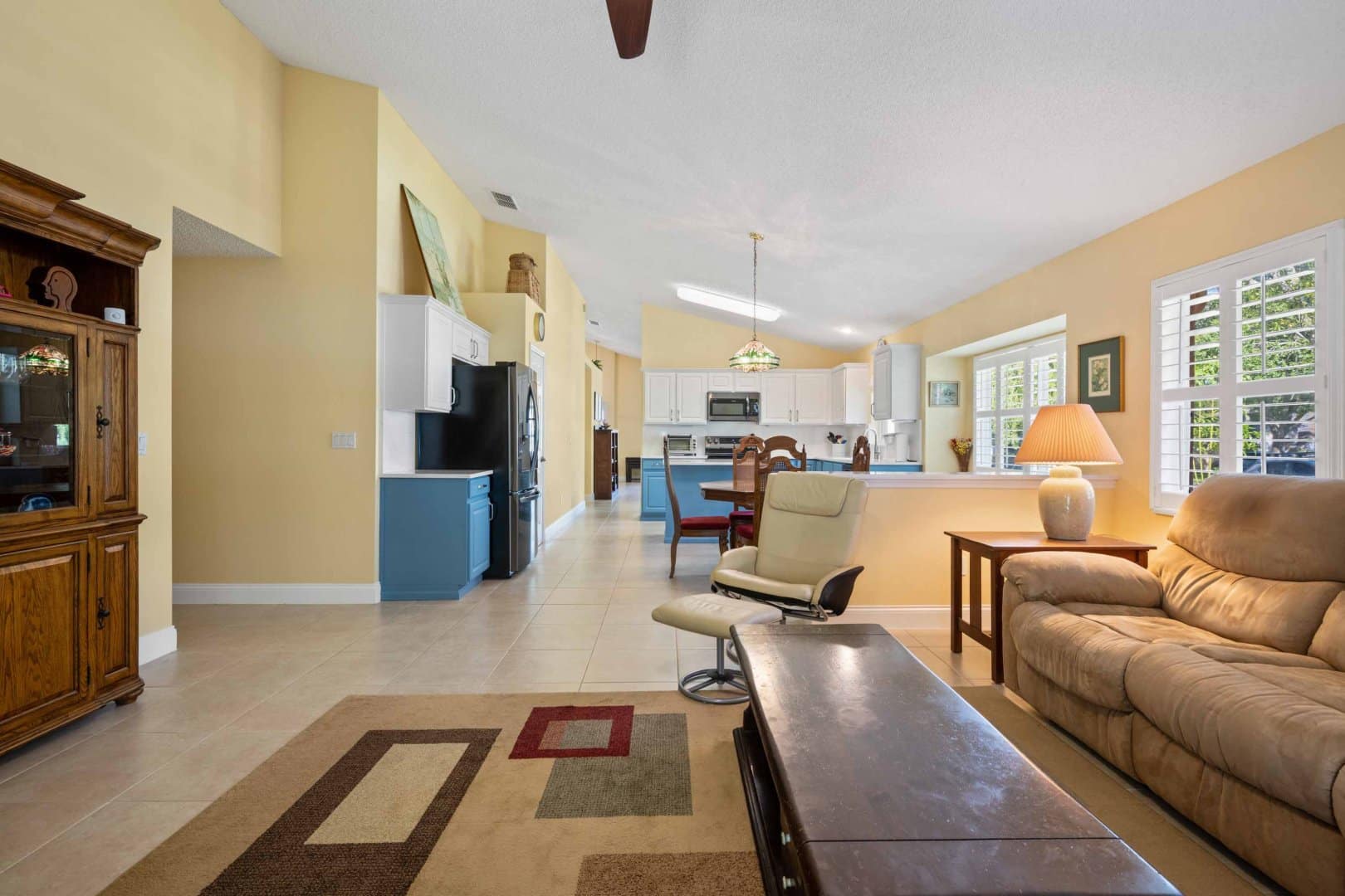 876 N Lake Claire Cir, Oviedo, FL 32765 876 N Lake Claire Cir, Oviedo, FL 32765