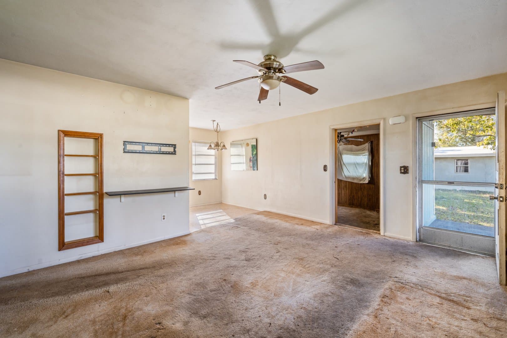 891 Horizon St, Deltona, FL 32725 891 Horizon St, Deltona, FL 32725