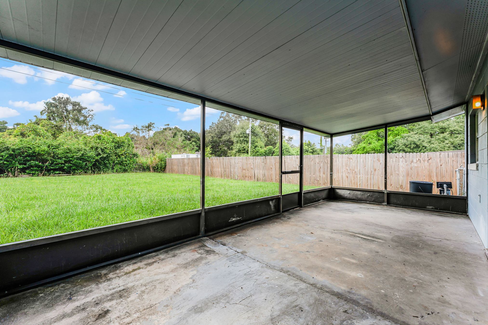 896 Field St, Oviedo, FL 32765 896 Field St, Oviedo, FL 32765
