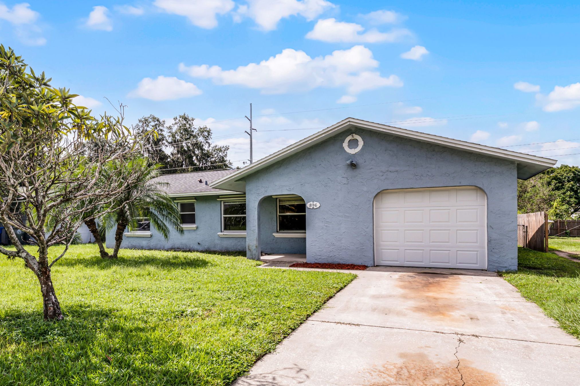 896 Field St, Oviedo, FL 32765 896 Field St, Oviedo, FL 32765