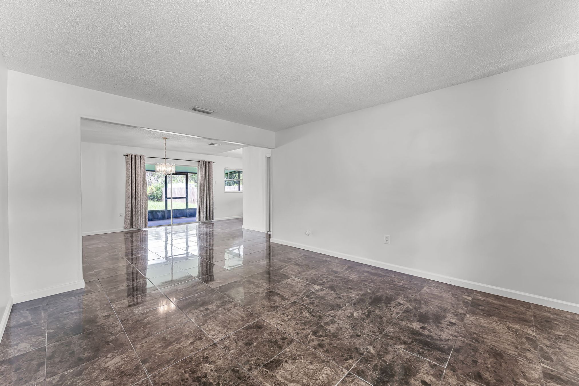 896 Field St, Oviedo, FL 32765 896 Field St, Oviedo, FL 32765