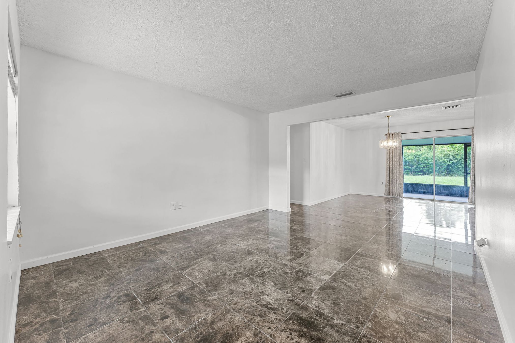 896 Field St, Oviedo, FL 32765 896 Field St, Oviedo, FL 32765