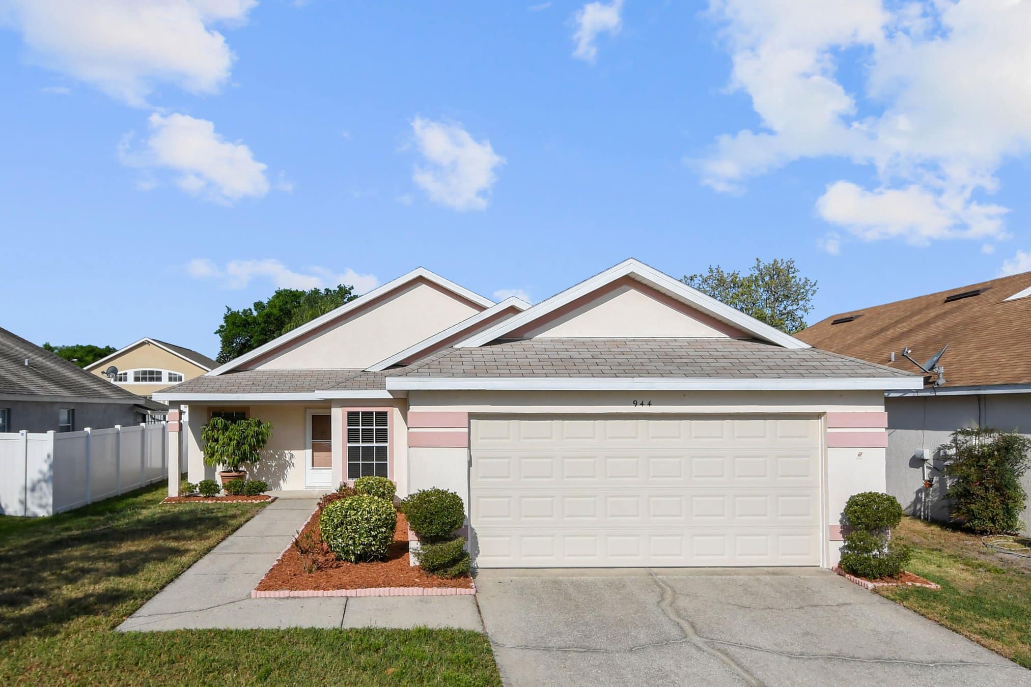 944 River Wind Ave, Orlando, FL 32825 944 River Wind Ave, Orlando, FL 32825