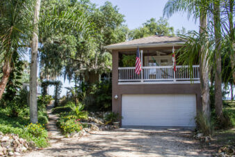 3590 Lake Harney Cir, Geneva, FL 32732 – Sold