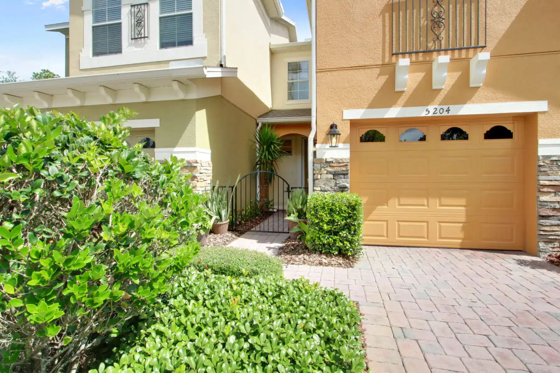 5204 Hidden Cypress Ln, Oviedo, FL 32765 – Sold