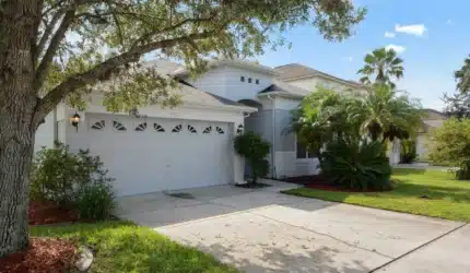 Front view of 3593 Foxcroft Circle, Oviedo, FL 32765