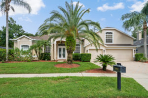 Front view of 1883 Royal Majesty Ct, Oviedo, FL 32765