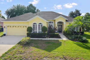 Front view of 342 Lakepark Trail, Oviedo, FL 32765