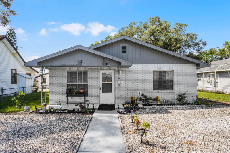 142 Avenue F SW, Winter Haven, FL 33881