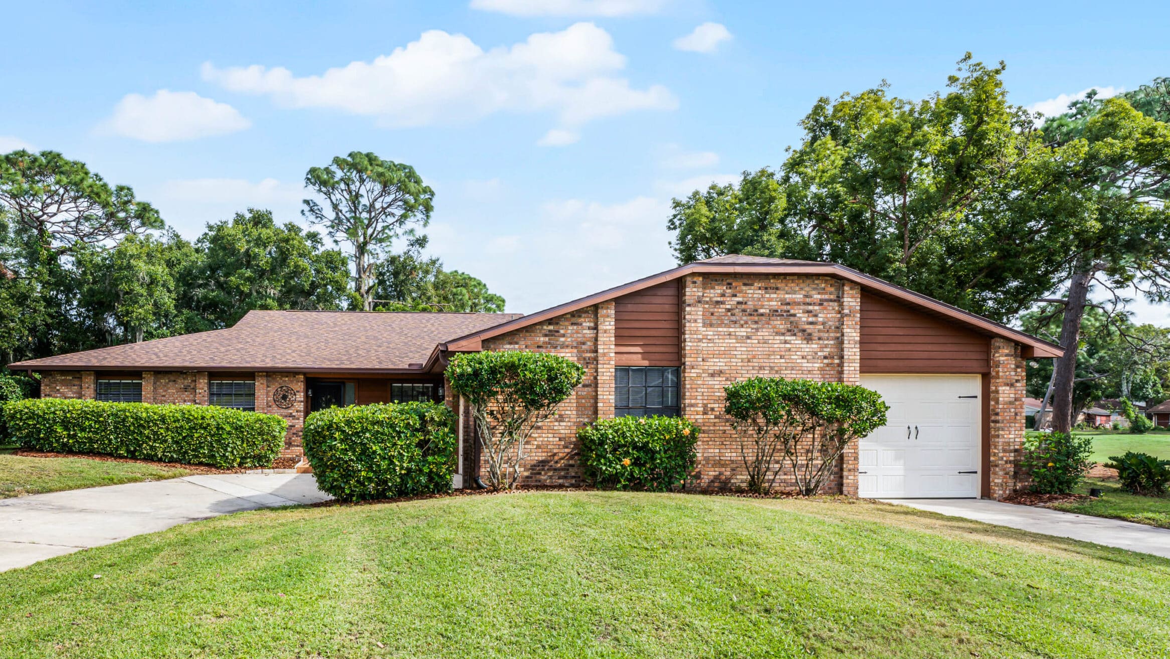 555 Queens Mirror Cir, Casselberry, FL 32707 – Sold