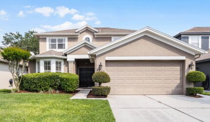 2075 Emerald Green Cir, Oviedo, FL 32765