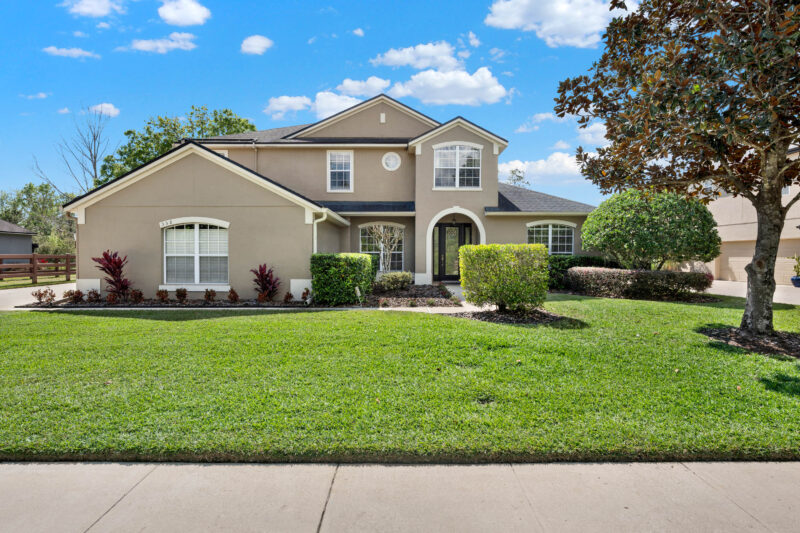 558 Osprey Lakes Cir, Chuluota, FL 32766