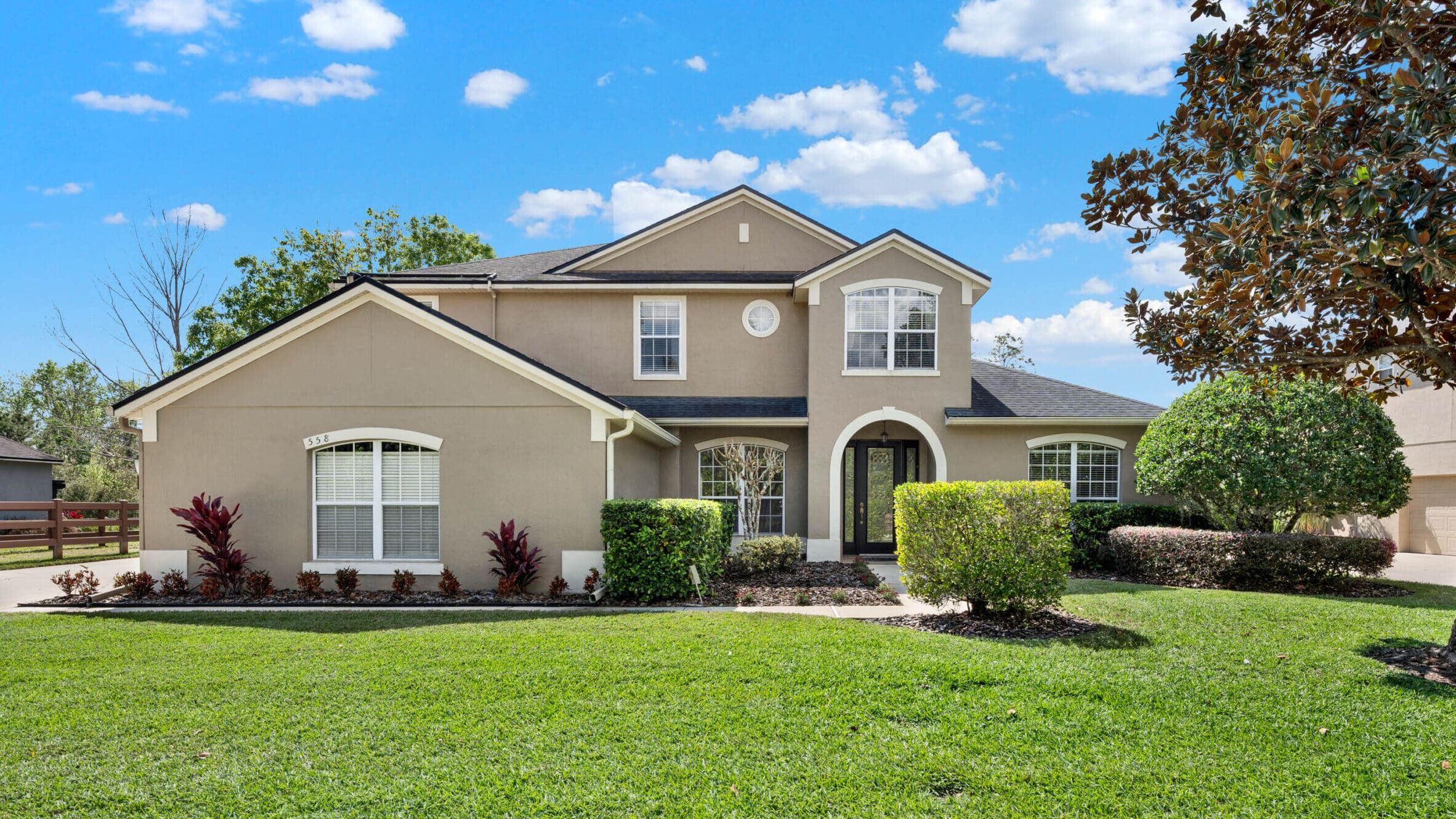 558 Osprey Lakes Cir, Chuluota, FL 32766 – Sale Pending