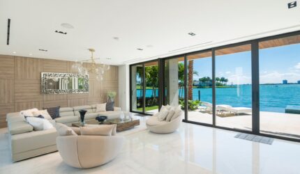 Lakefront Homes for Sale